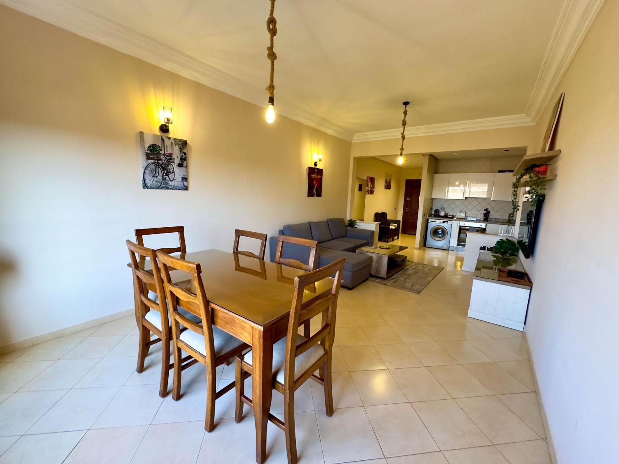 Localisation, Neuf, Piscine Et Vue Balcon